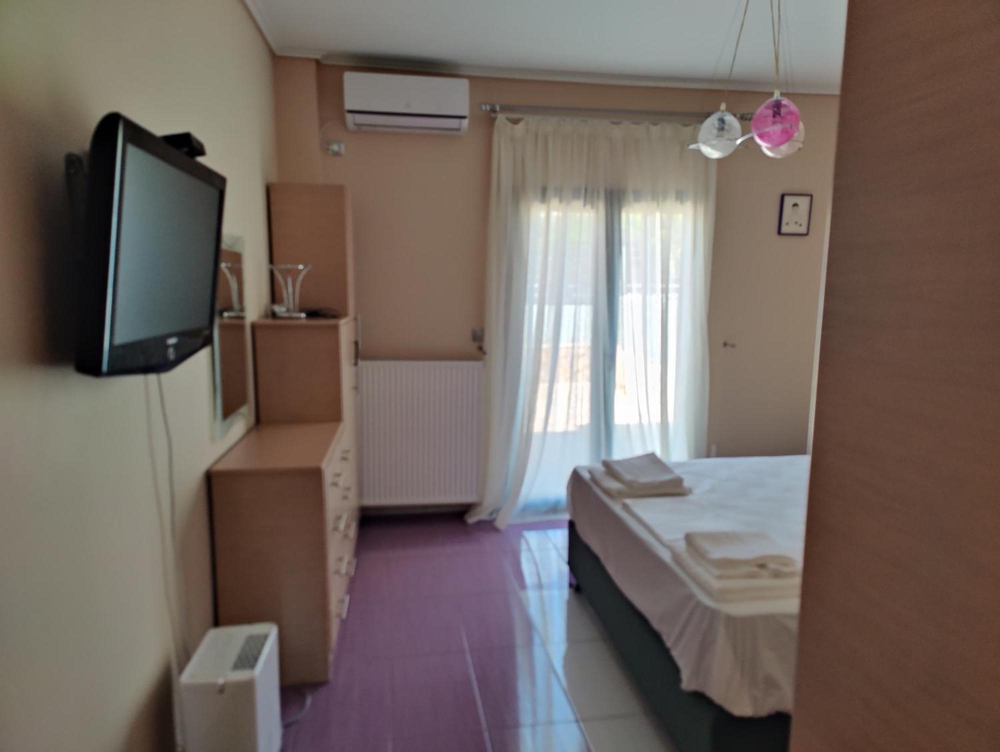 John'S Modern Apartments Artemida Ngoại thất bức ảnh